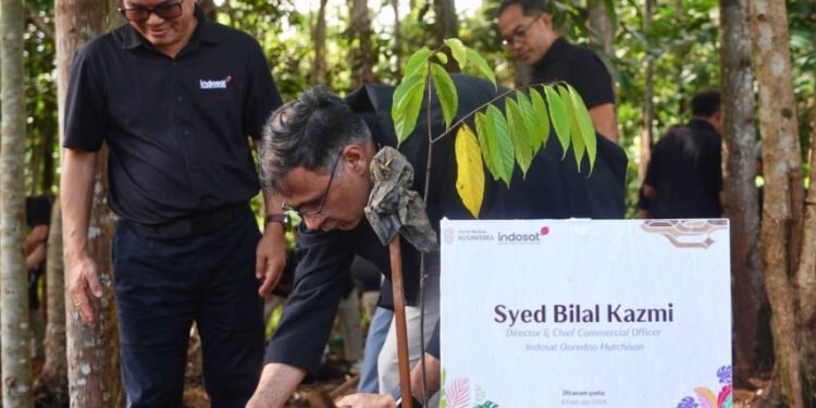 Indosat Tanam Pohon di IKN, Perkuat Implementasi Konsep Kota Hijau Nusantara